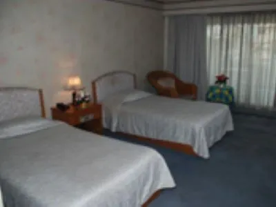 Trocadero 3*